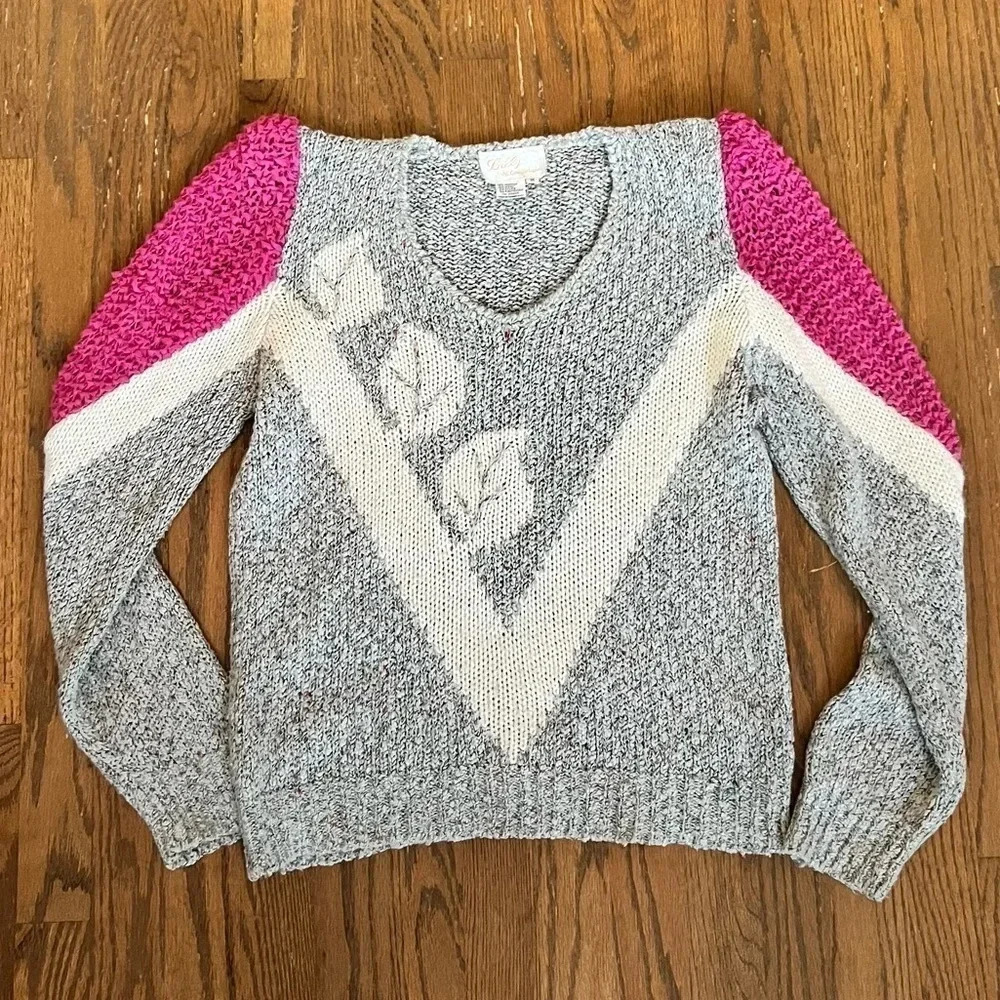 Lilly of California Wool blend Scoop V-Neck textured sweater women’s size Medium